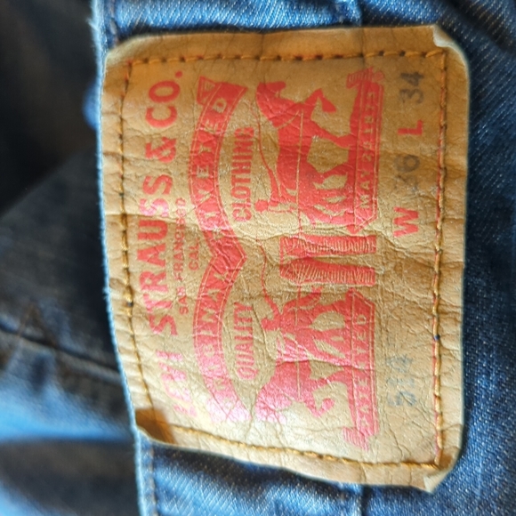 Jeans/Denim - Picture 3 of 3